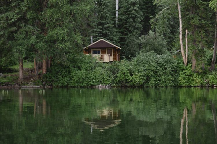 Cabin on the lake